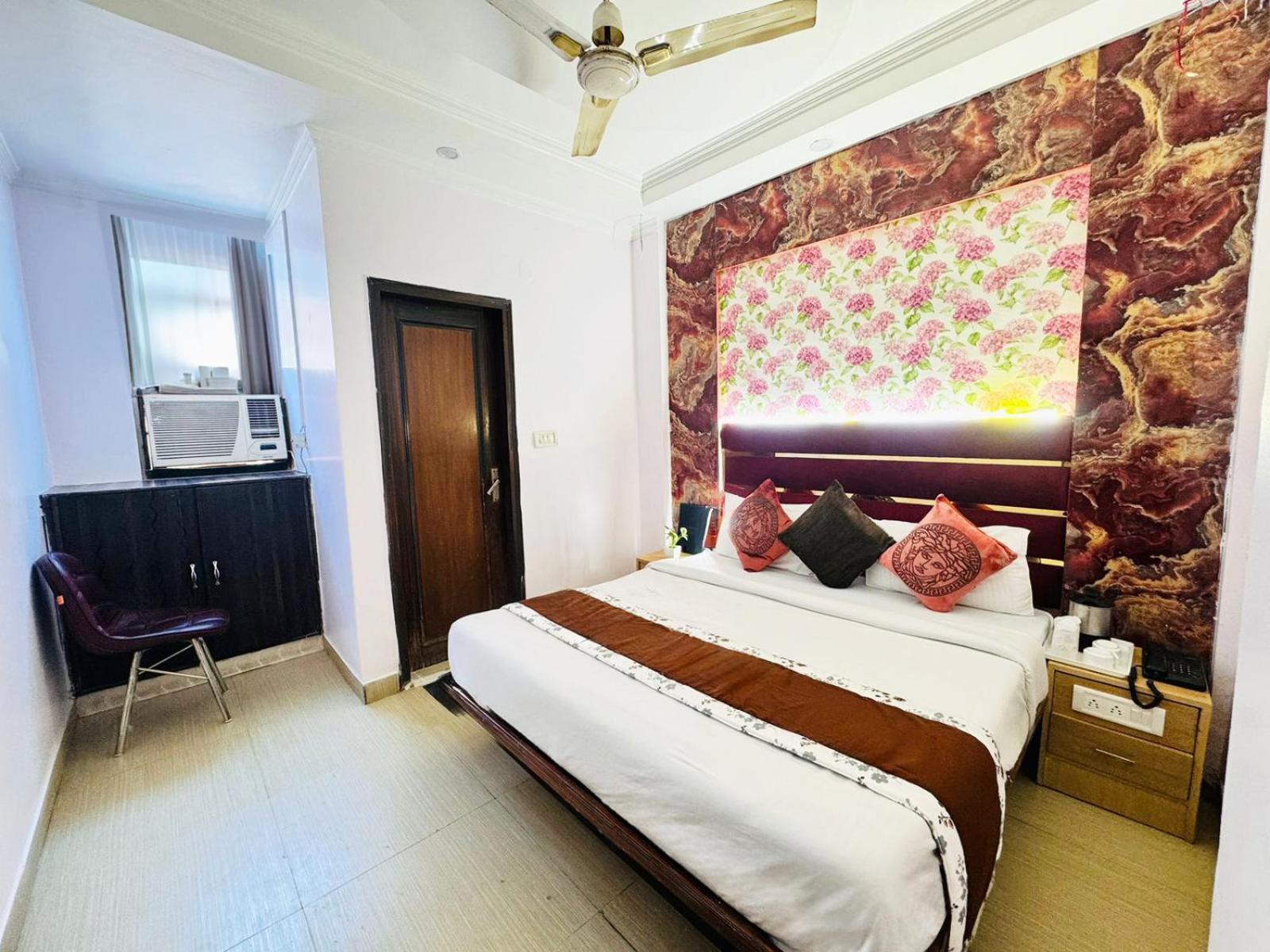 Hotel Jai Balaji, Paharganj, New Delhi Railway Station Екстер'єр фото