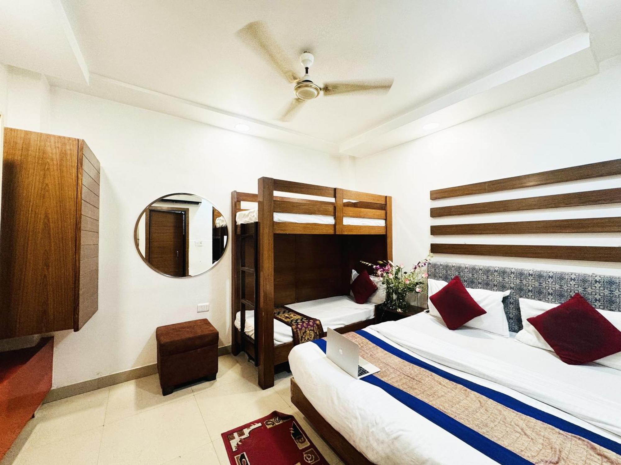 Hotel Jai Balaji, Paharganj, New Delhi Railway Station Екстер'єр фото