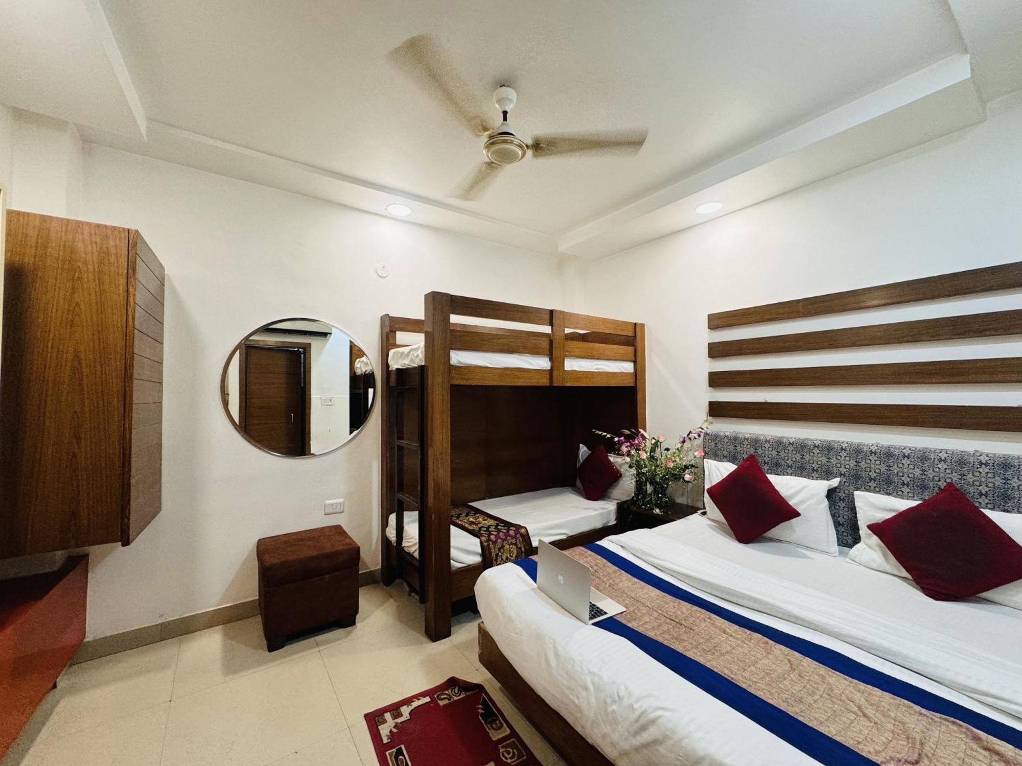 Hotel Jai Balaji, Paharganj, New Delhi Railway Station Екстер'єр фото