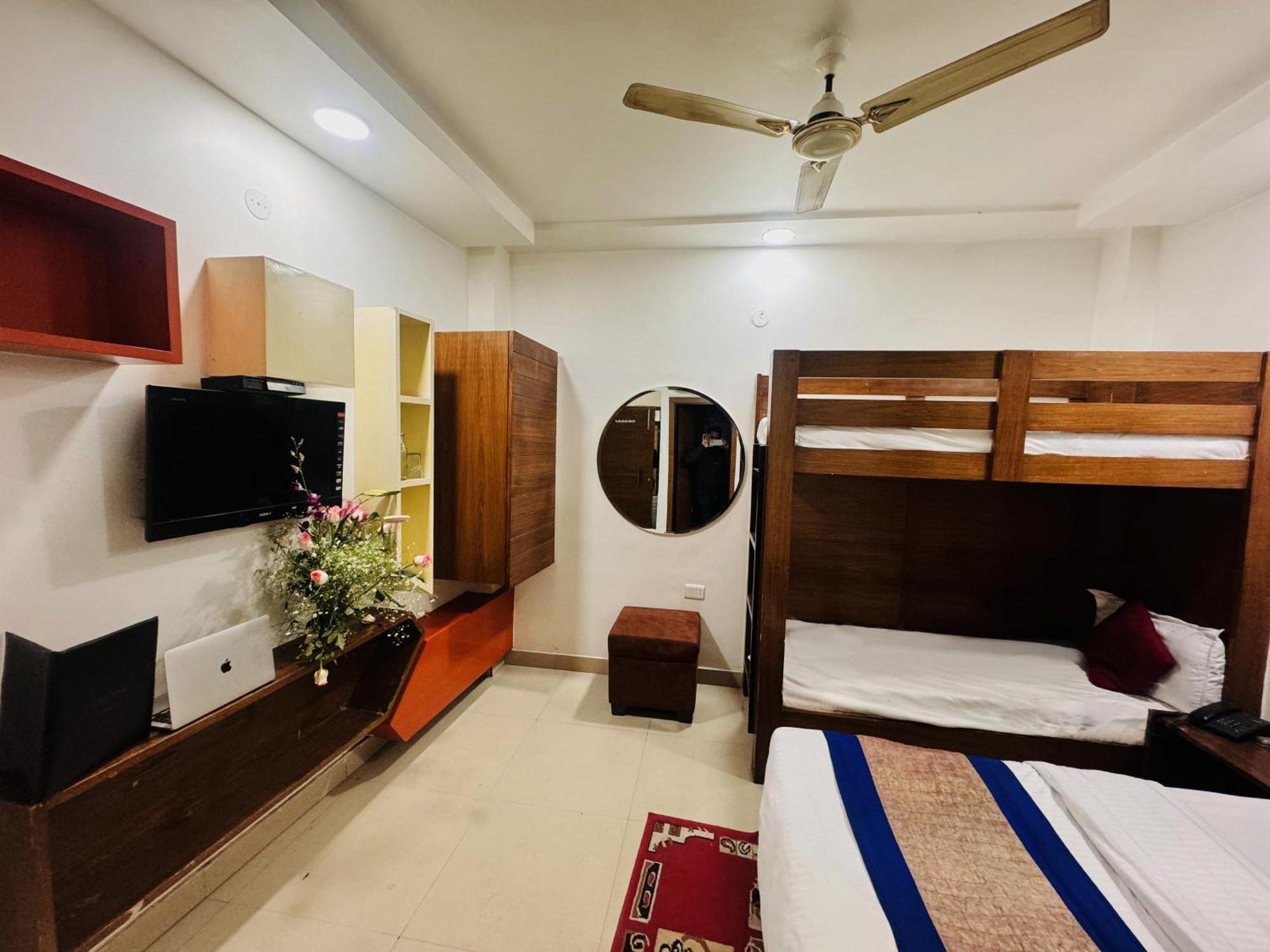 Hotel Jai Balaji, Paharganj, New Delhi Railway Station Екстер'єр фото