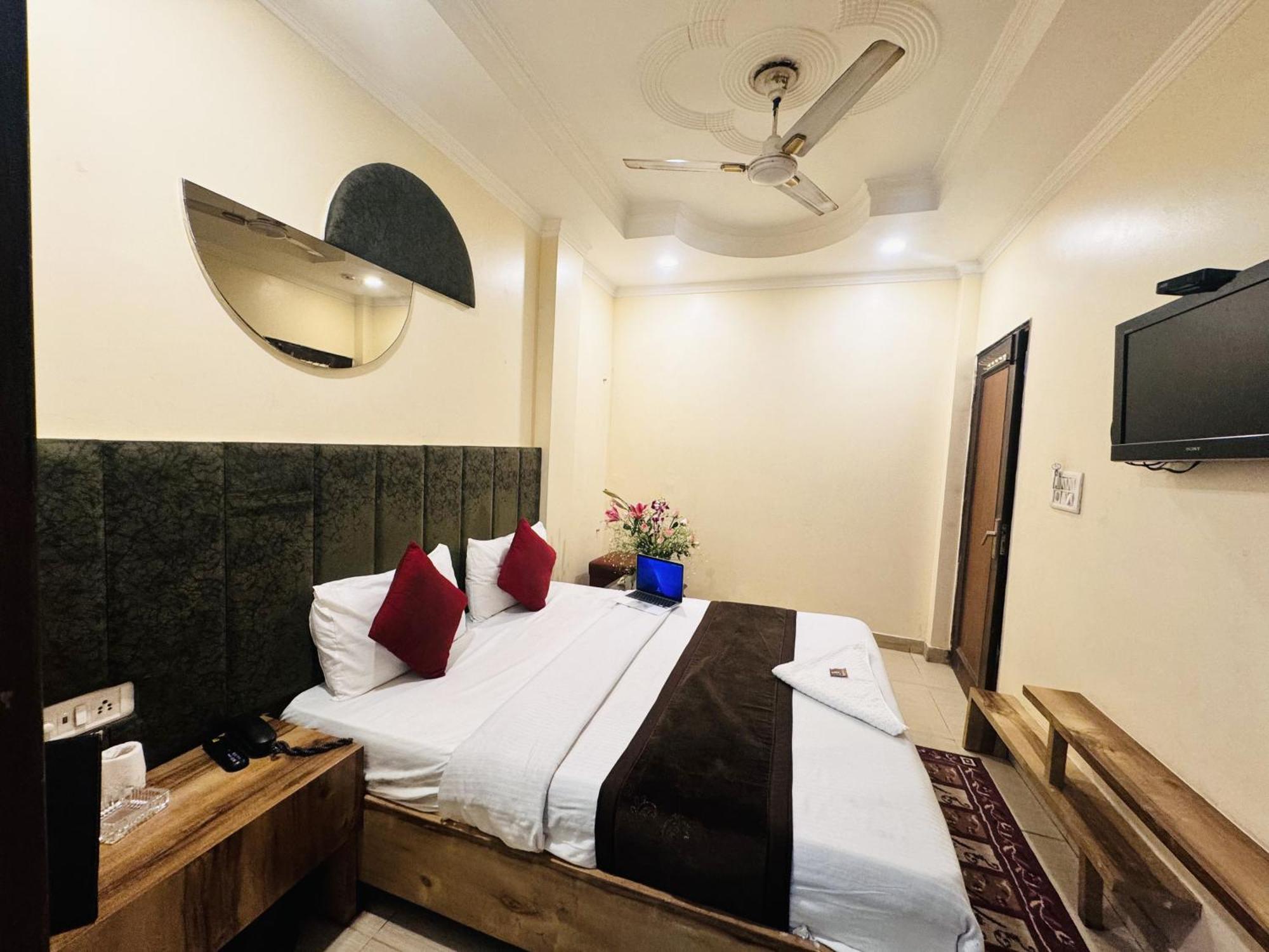 Hotel Jai Balaji, Paharganj, New Delhi Railway Station Екстер'єр фото